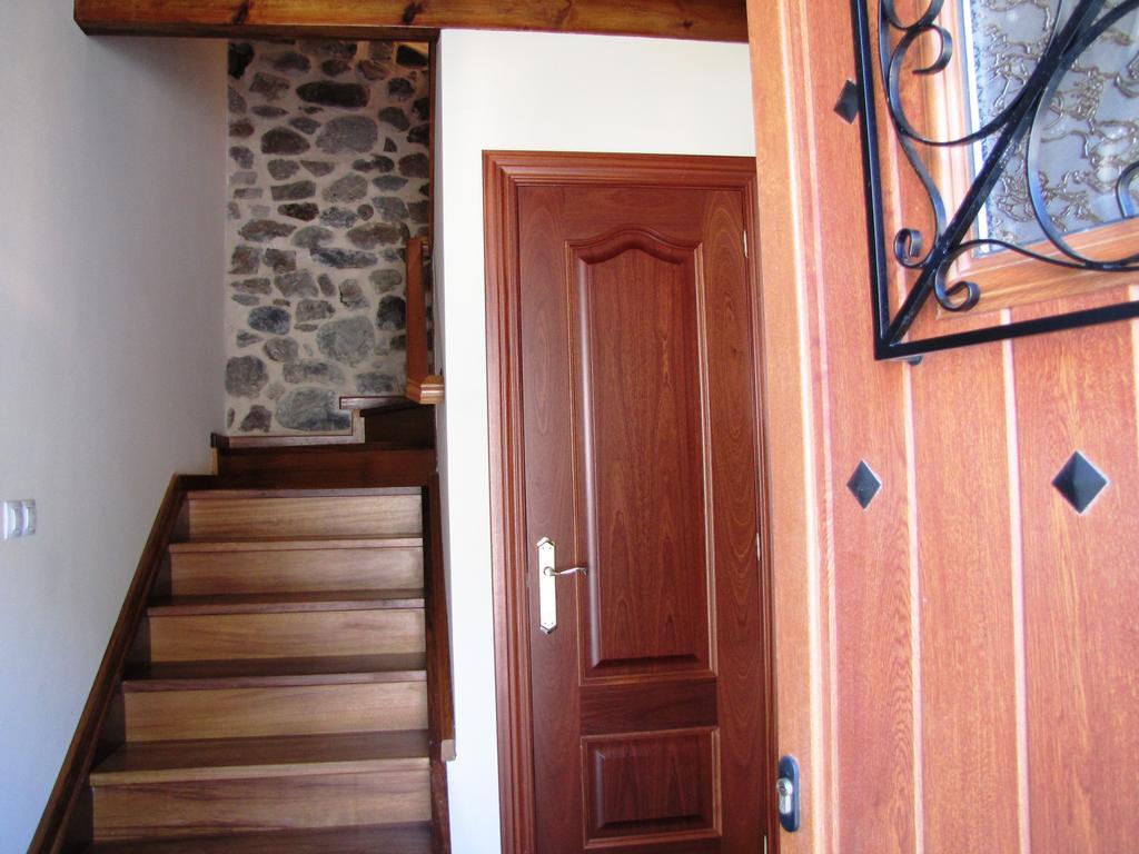 Casa Rural La Altanera Barniedo de la Reina Exterior photo